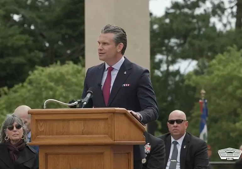 Hegseth a folosit plajele Normandiei pentru un nou atac la adresa Europei