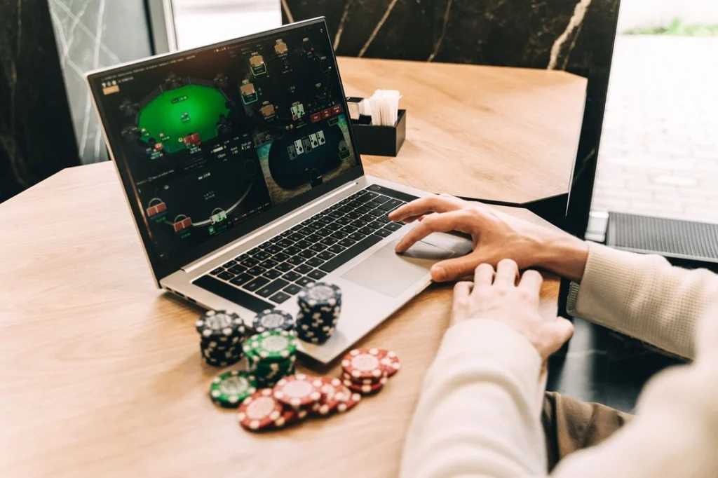 Cum funcționează un casino online pe piața din România