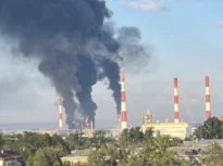 Ziua 1570 „Cadoul” Ucrainei de Ziua Rusiei: raid masiv asupra uzinelor petrochimice (Video). Kievul avertizează: Atac iminent cu Oreșnik. Dronele ucrainene fac prăpăd