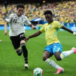 Brazilia se califică dramatic în optimile Cupei Mondiale cu un gol în minutul 90+5