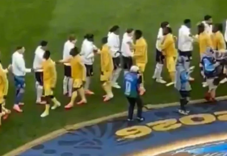 Moment tensionat la Cupa Mondială: Un englez a refuzat să dea mâna cu adversarul