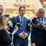 Siegfried Mureșan a fost propus de PNL, USR și UDMR pentru poziția de prim-ministru după două luni de criză politică și două desemnări ratate ale lui Nicușor Dan, președintele României