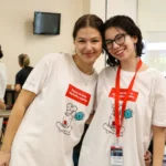 Dintre copiii români care au beneficiat de educație digitală, 41% au înregistrat progrese importante în gândire critică, iar 37,7% au putut identifica pericolele online și au știut să se protejeze