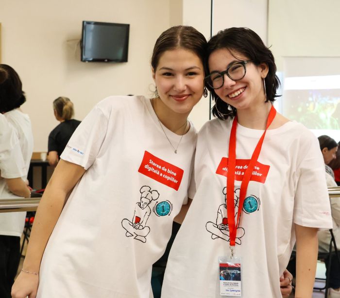 Dintre copiii români care au beneficiat de educație digitală, 41% au înregistrat progrese importante în gândire critică, iar 37,7% au putut identifica pericolele online și au știut să se protejeze