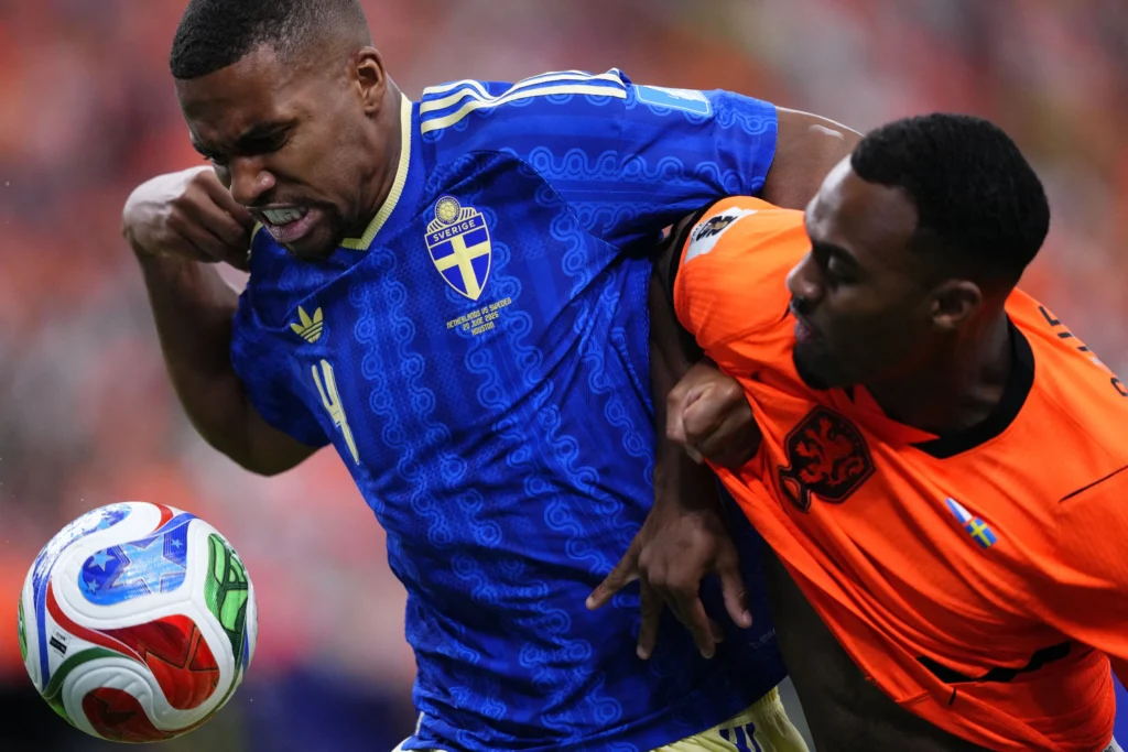 A văzut viitoarea adversară a României din Nations League dezmembrată și are un sfat pentru Gică Hagi: ”Suferă în benzi”
