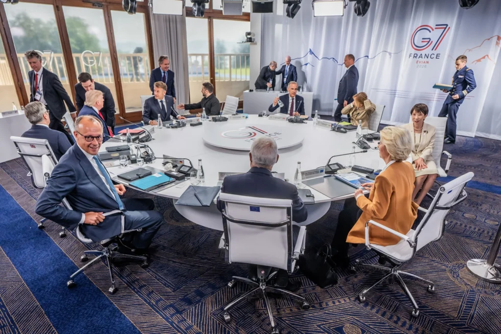 Summit G7: Zelenski s-a întâlnit cu Trump și i-a cerut licența pentru sistemele Patriot