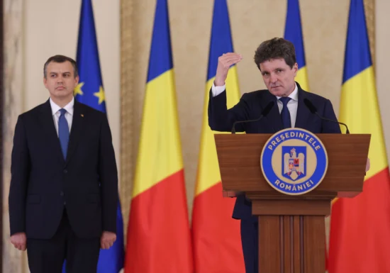 Tomac nu are voturile. Doi miniștri impuși de Nicușor Dan