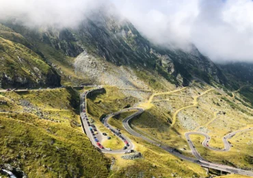Transfăgărășanul s-a redeschis după 8 luni. Circulația e permisă doar între anumite ore