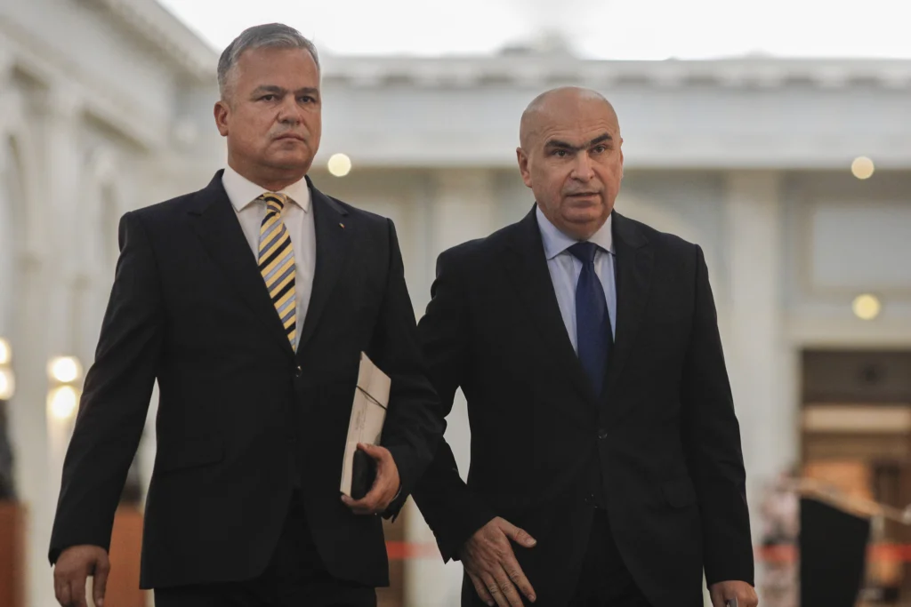 LIVE Liberalii exclud o guvernare cu PSD. Ședință tensionată în PNL, se pregătește un Congres Extraordinar. Veștea: Nu-mi depun mandatul. Surse Spotmedia: Premierul desemnat nu are voturile în Parlament