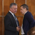 PSD decide cum abordează Guvernul Veștea