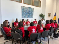 România 2026: trei din zece copii trăiesc în sărăcie, mortalitatea infantilă – la cel mai ridicat nivel din ultimul deceniu, vaccinarea scade alarmant