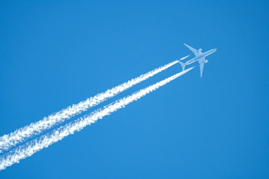 Industria aviatică admite eșecul: ținta „zero emisii” devine tot mai imposibilă