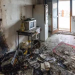 Femeia rănită de dronă în blocul din Galați povestește noaptea de groază: Am împins copilul pe lângă foc, să ieșim