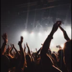 Iată ce se întâmplă în creier în timpul unui concert live!
