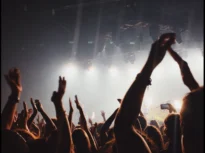 Iată ce se întâmplă în creier în timpul unui concert live!