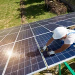 Ce avantaje oferă un sistem fotovoltaic on grid racordat la rețea în 2026 și cât poți economisi anual?