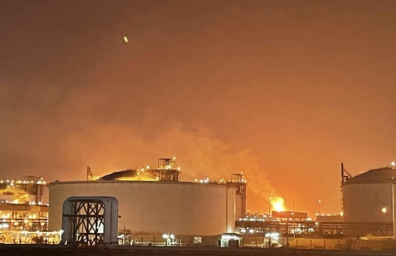 Explozie puternică la un terminal de export de gaze din Qatar: Peste 70 de răniți și dispăruți