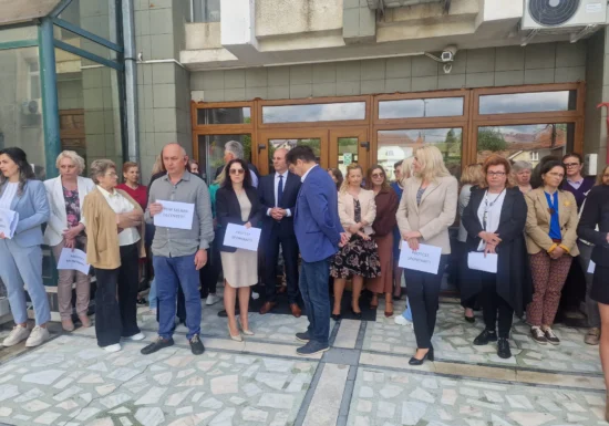 Se anunță cea mai mare grevă din istoria ANAF. Angajații din Finanțe reclamă pierderi de până la 2.000 de lei la salariu și cer să li se majoreze coeficienții cu 50%