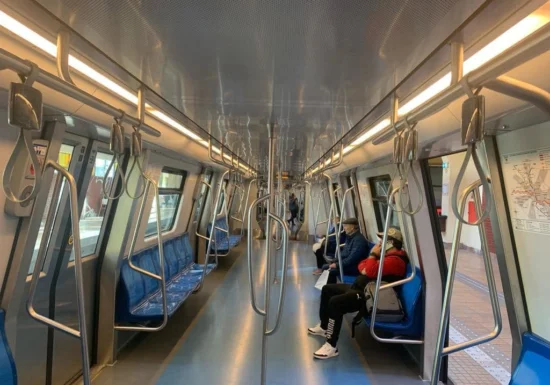 Angajații Metrorex acuză o invazie de ploșnițe. Compania susține că nu există risc pentru călători