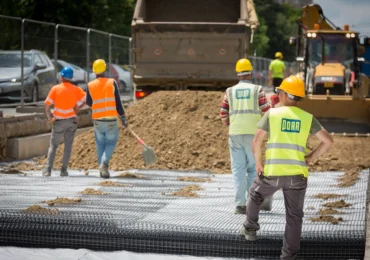 Schimbare majoră pentru firmele care aduc muncitori străini: garanția de 75.000 de euro ar putea elimina majoritatea agențiilor