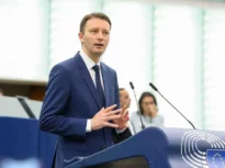 Siegfried Mureșan: Dacă voi fi desemnat, voi lua acest mandat cu maximă seriozitate. Cred că voi reuși să constitui o majoritate parlamentară, fără a discuta cu extremiștii / PSD va fi un partid micuț, o anexă a AUR