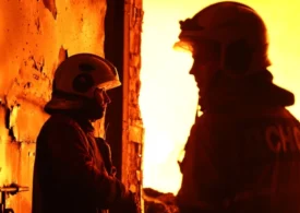 <span style="color:#990000;">Ziua 1584</span> Peste 600 de drone au intrat în Rusia. Rușii se bulucesc să scape din Crimeea (Video). Zelenski a autorizat o "operațiune de influență". Macron: America nu mai e neutră