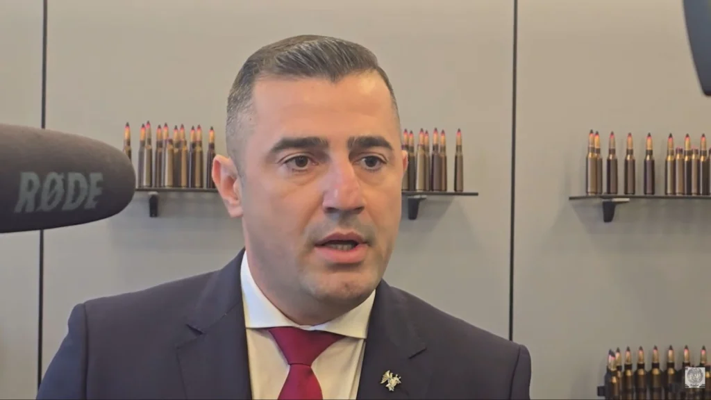 Directorul Fabricii de Arme Cugir a demisionat, după o serie de proteste ale angajaților