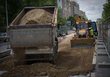 Opriți tramvaiele, săpăm un pasaj! Cum au ajuns 2 primării din București să stea una după alta cu anii, deși și-au coordonat șantierele