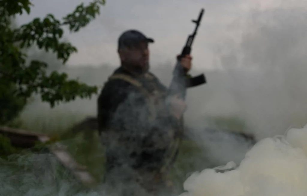 Companiile militare private nu există legal în Ucraina. Dar sunt în plină expansiune