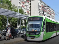 Primăria Capitalei vrea să cumpere cu fonduri europene 100 de troleibuze și 79 de tramvaie noi. Ce dotări trebuie să aibă vehiculele