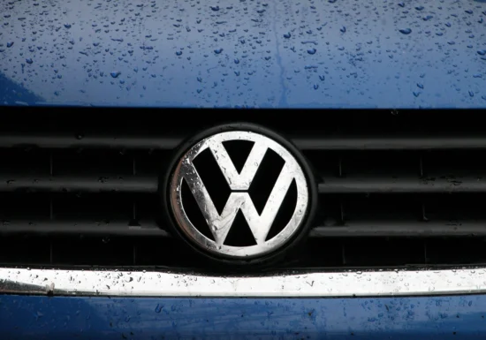 Volkswagen pregătește cea mai amplă restructurare din istoria sa: până la 100.000 de concedieri și închiderea a patru fabrici