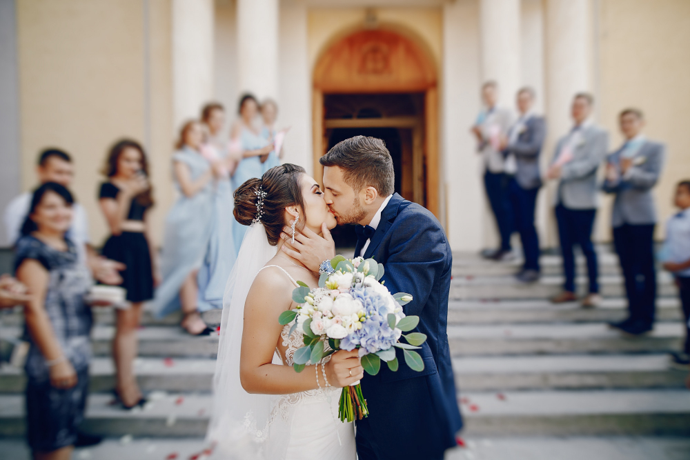 Eleganța la patru ace: cum să alegi costumul perfect pentru marele eveniment
