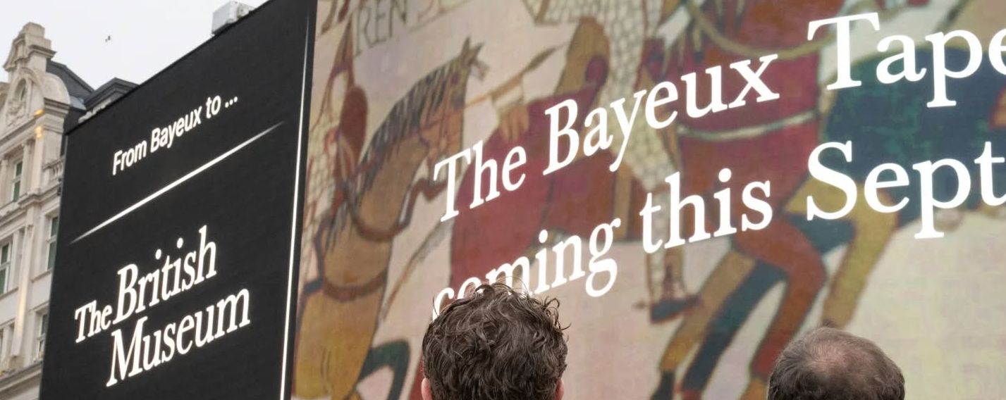 Tapiseria de la Bayeux revine în Anglia după aproape 1.000 de ani. S-au luat măsuri de securitate ca într-un film de spionaj