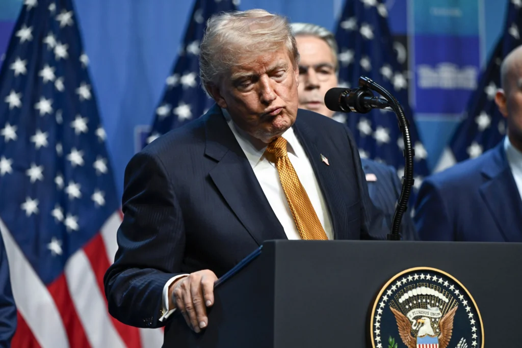 Ce opțiuni mai are Trump acum în Iran? Nu prea multe și toate sunt proaste