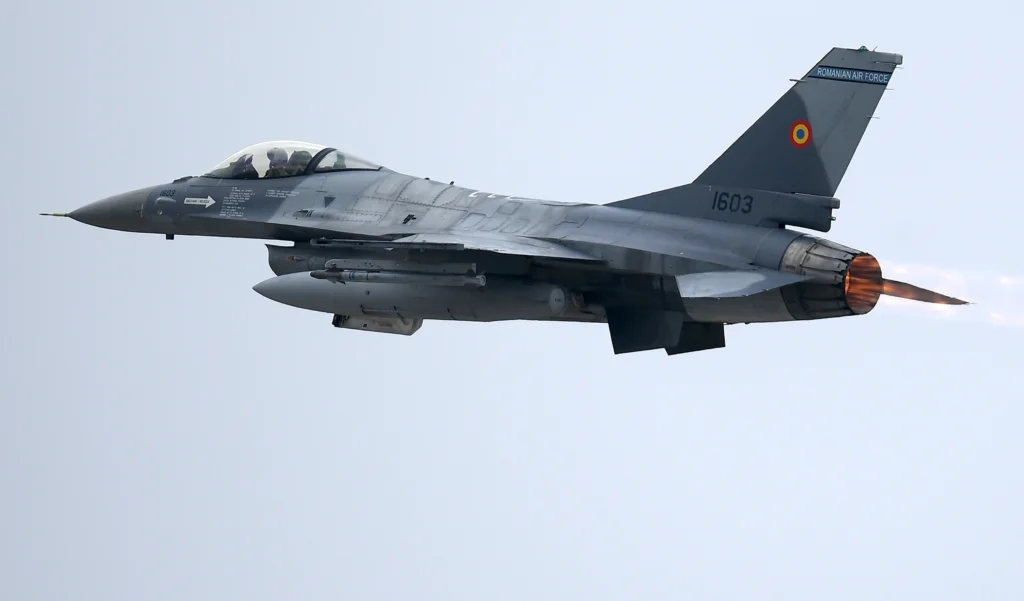 F-16, România