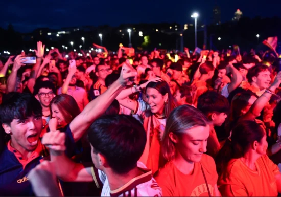 Spaniolii au ieșit în stradă după victoria cu Franța de la Cupa Mondială