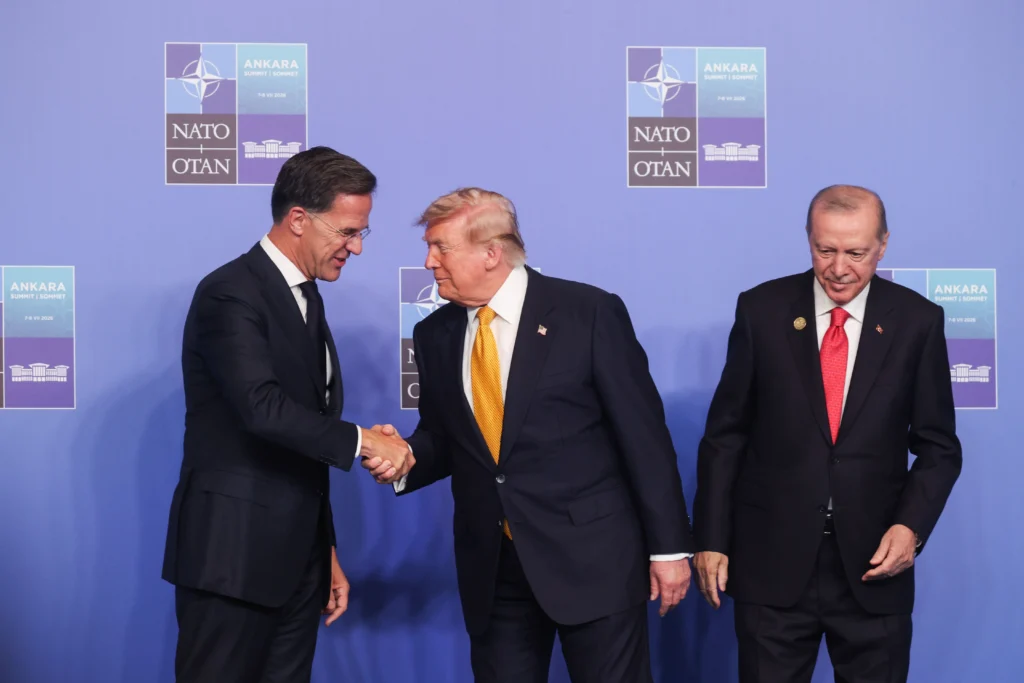 Declarația finală a Summitului NATO: Rusia, principala amenințare. Aliații promit 70 de miliarde de euro pentru Ucraina