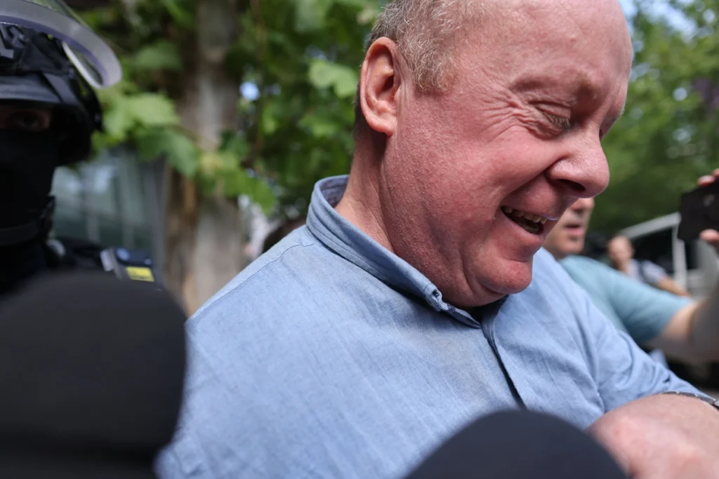 Patronul azilelor ilegale din Bihor are conștiința împăcată și pomenește de „Lista lui Schindler”: Sunt mândru de ce am făcut, am salvat niște oameni UPDATE Control judiciar pentru Pașca, soția lui și cei 3 fii