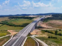 Asociația Pro Infrastructură solicită oficialilor CNAIR să deschidă circulația pe autostrada A3, între Poarta Sălajului și Zimbor, până cel târziu la sfârșitul lunii iulie/ Reproșurile aduse companiei și reprezentanților UMB – FOTO