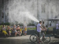 Canicula se extinde în Europa Centrală: Temperaturi de până la 41 de grade, risc major de incendii și probleme cu alimentarea cu apă
