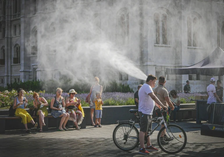 Al treilea val de căldură din această vară în Italia, cu temperaturi de 45 de grade Celsius. Aerul tropical ajunge și în România