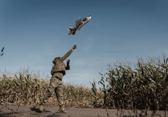 Financial Times: Ucraina va cumpăra cu fonduri UE piese pentru drone de la chinezi