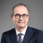 CEO-ul Renault a venit în România, după ce firma a anunțat concedieri. Nicio întâlnire cu Guvernul sau cu presa