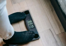 De ce simți crampe și oboseală în timpul tratamentului cu Ozempic sau Mounjaro și ce legătură au electroliții
