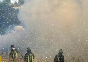 Incendii devastatoare în sudul Italiei: Un elicopter și un avion care stingeau flăcările, la un pas de o tragedie în Sardinia (Video)