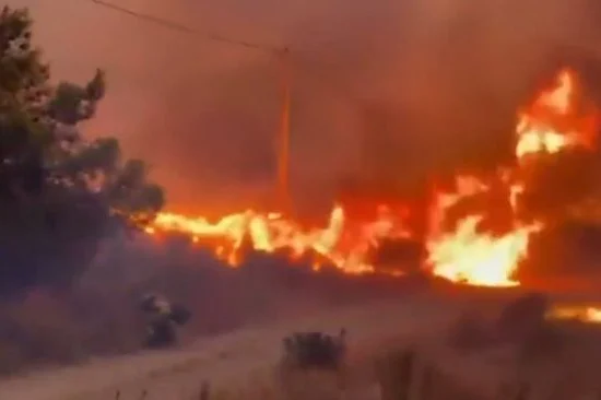 Incendiile din Franța și Spania fac prima victimă. Aproape 270.000 de oameni au fost evacuați