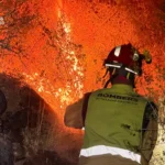 Cel puțin 12 morți și 23 de dispăruți în incendiul devastator din sudul Spaniei. Unii oameni au murit încercând să fugă prin albia unui râu secat (Video)