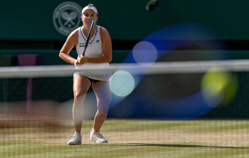 Linda Noskova se impune în finala de la Wimbledon