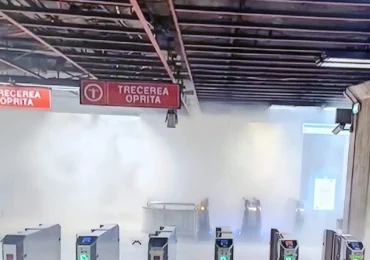Incendiu la metrou după inundație: Panică în stația Universitate (Video)