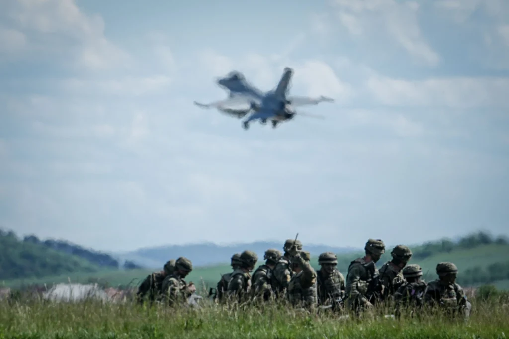 Presa poloneză: SUA avertizează că Rusia ar putea provoca un incident în Polonia pentru a testa NATO